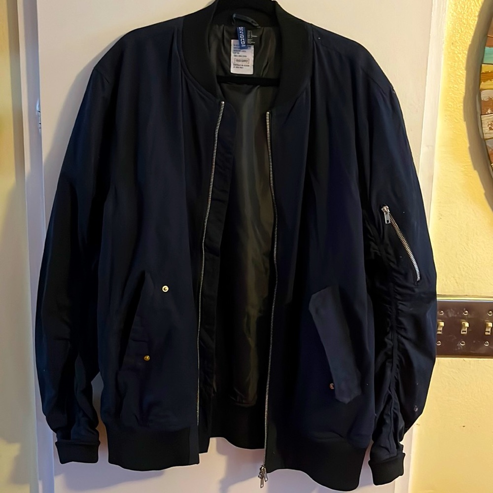 Men’s black casual bomber jacket